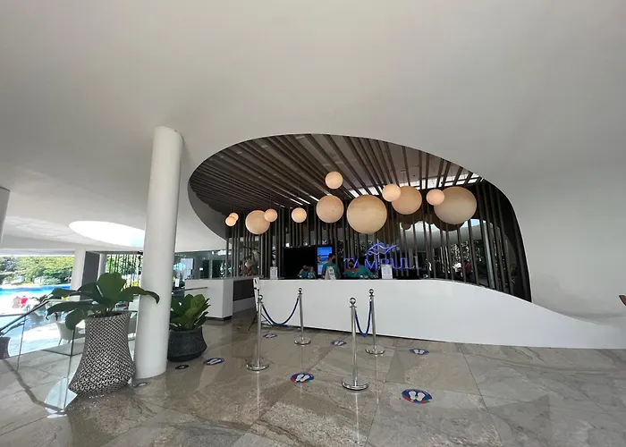 Tambuli Seaside And By Isla Aparthotel Lapu-Lapu City