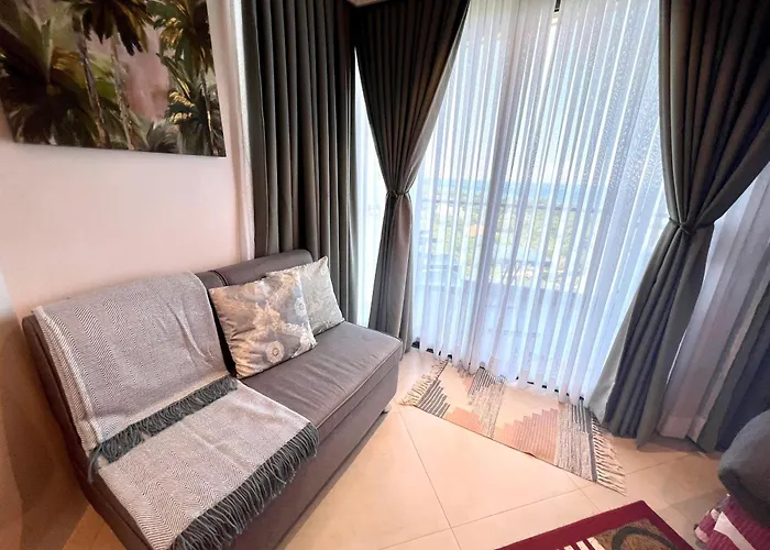 Tambuli Seaside And By Isla Aparthotel 4*